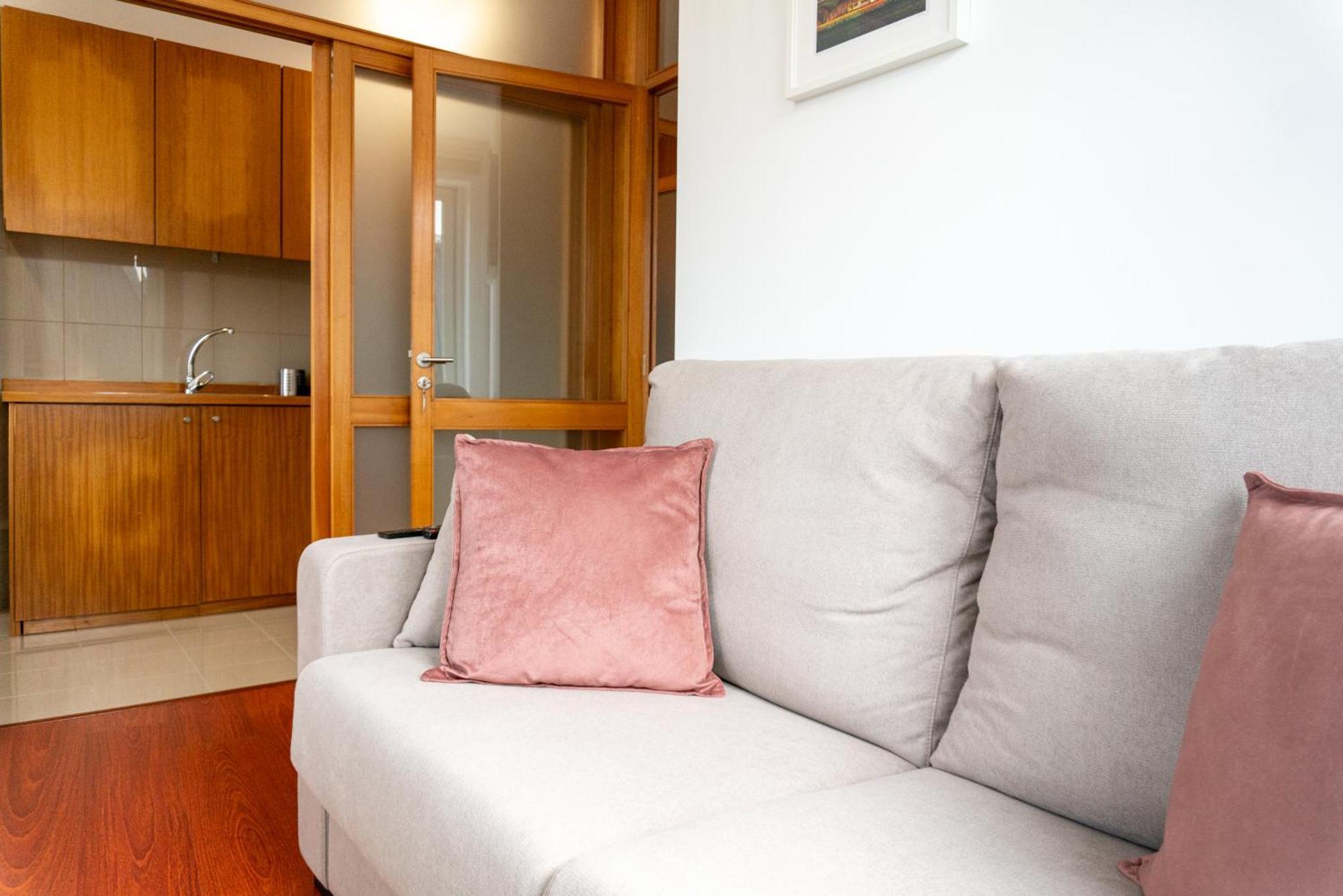 Lovely Cedofeita Apartment By Unique Hosts Porto Eksteriør billede